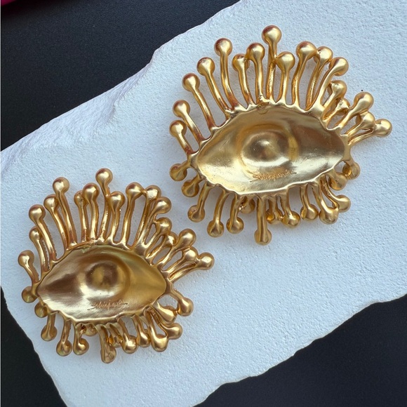 Schiaparelli Gold and Green Eye Earrings - Picture 4 of 4